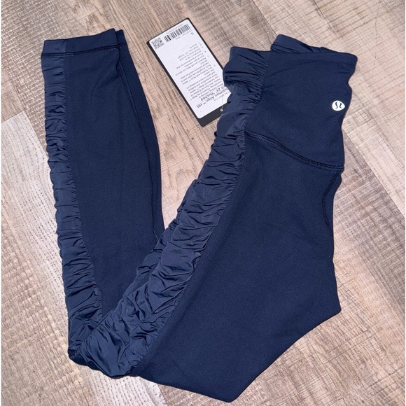 Lululemon Align High Rise Pant with Pockets 25"True Navy Asia Fit S - Picture 2 of 4